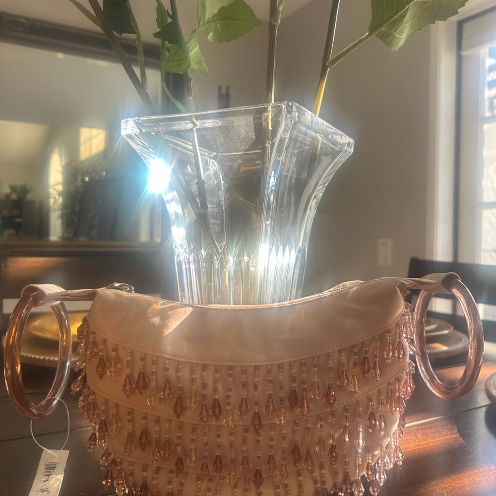 Chic Beaded Cream Handbag with Rose Accents